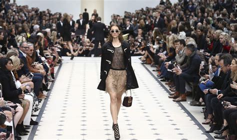 Watch the Burberry Show Live From London Fashion 